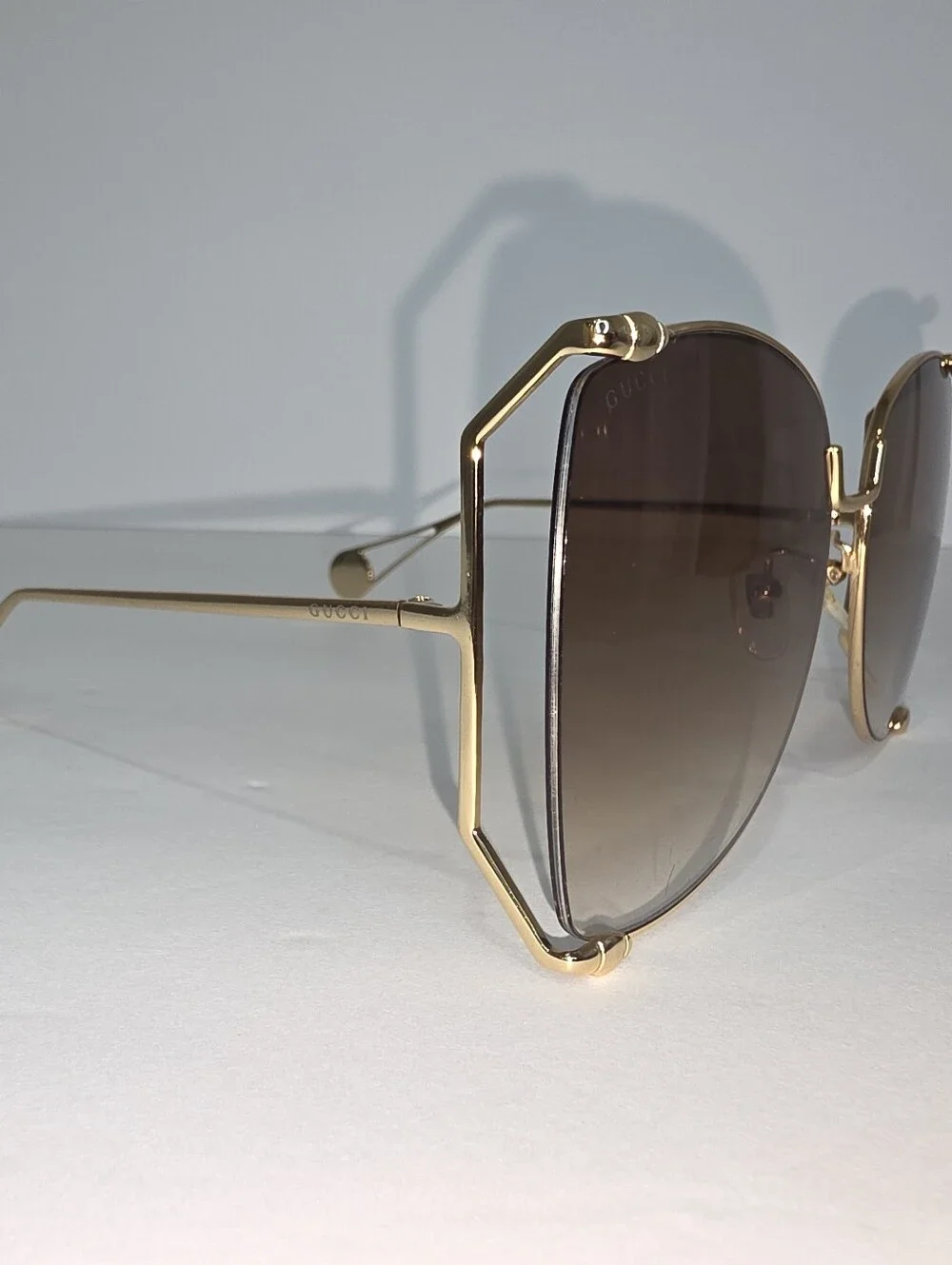 Gucci Authentic Metal Oversized Round Sunglasses GG0252S Gold Brown